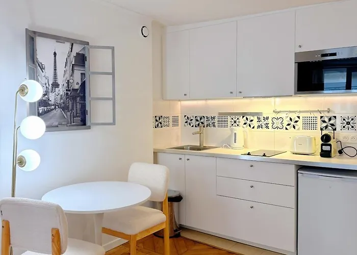 Appartement Louvre 1-min Walk Elegant 4 Sleeper