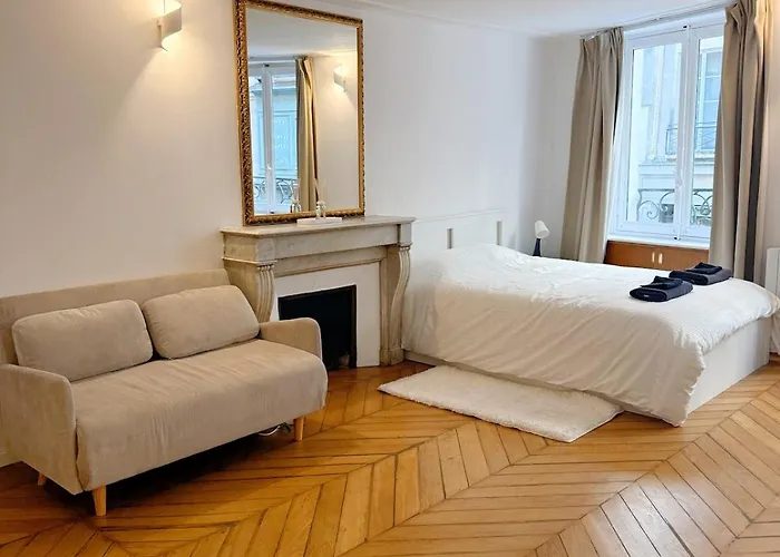 Louvre 1-min Walk Elegant 4 Sleeper Appartement