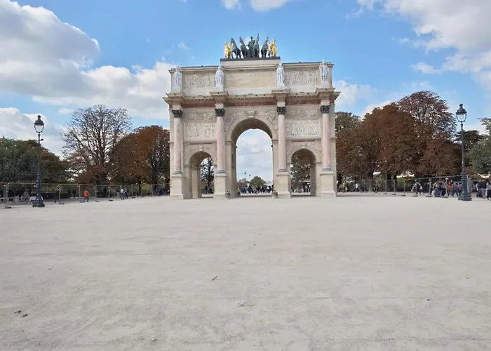 Louvre 1-min Walk Elegant 4 Sleeper Appartement *