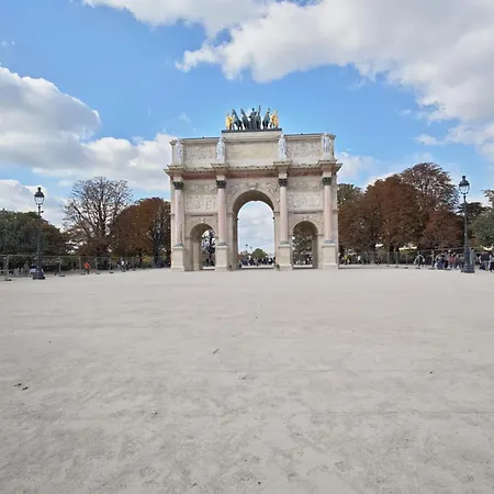 Louvre 1-min Walk Elegant 公寓 *
